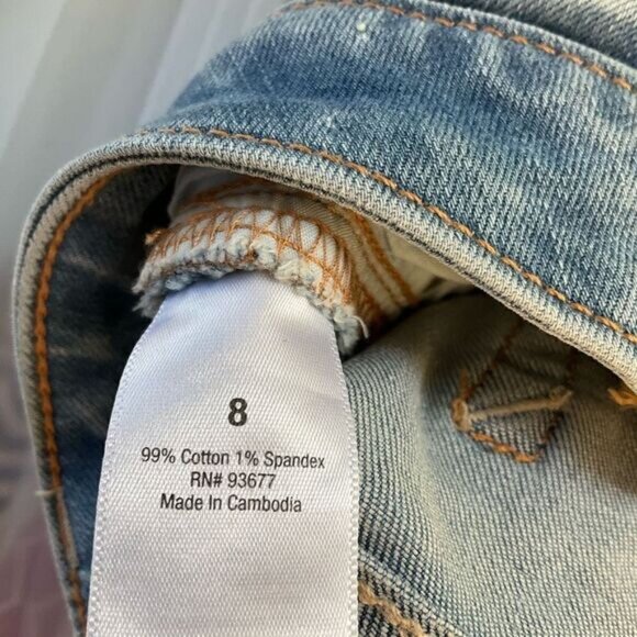 a.n.a. Midrise Denim Bermuda Shorts, 8. NWT. Light Wash Jorts - Picture 6 of 7